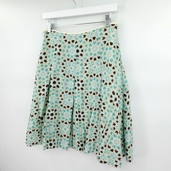 Banana Republic Silk Skirt Womens 4 Green Crinkle Geo-Print Fit & Flare Modest - Picture 6 of 14